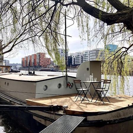 Отель Prague On Boat, Privat Pier, Free Parking Экстерьер фото