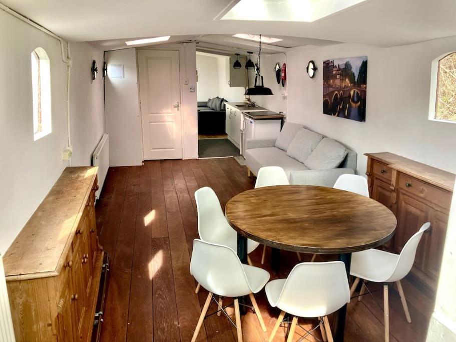 Отель Prague On Boat, Privat Pier, Free Parking Экстерьер фото