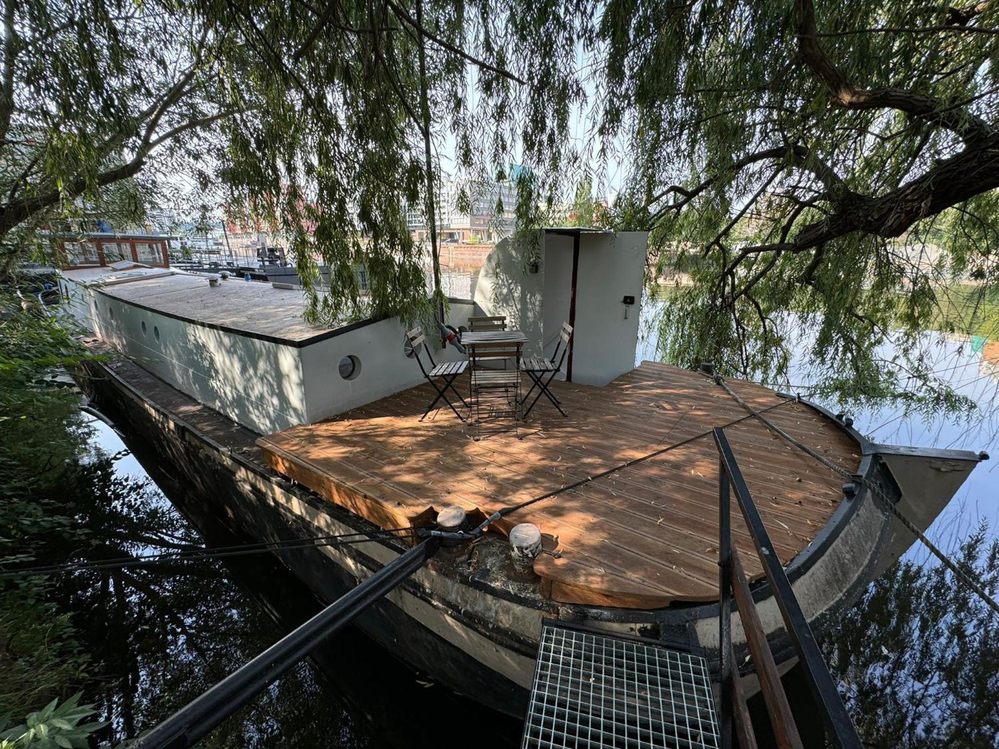 Отель Prague On Boat, Privat Pier, Free Parking Экстерьер фото